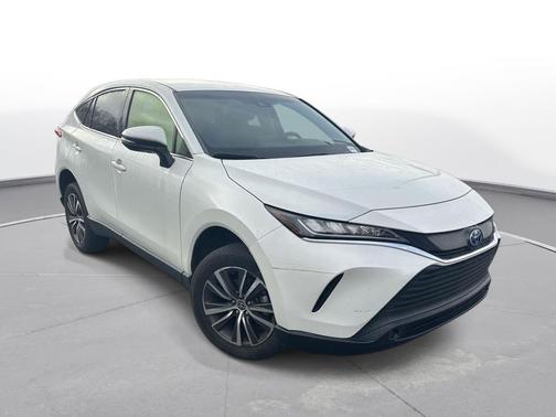 2022 Toyota Venza XLE