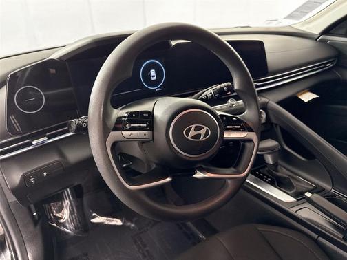 Abyss Black 2024 Hyundai ELANTRA SEL