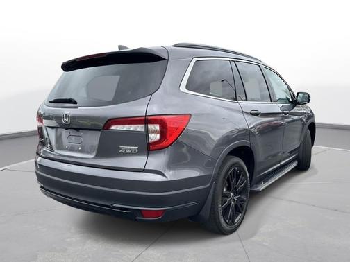 Modern Steel Metallic 2022 Honda Pilot AWD Special Edition