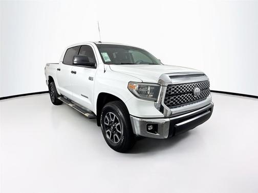 2018 Toyota Tundra SR5