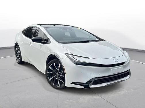 Wind Chill Pearl 2023 Toyota Prius Prime XSE