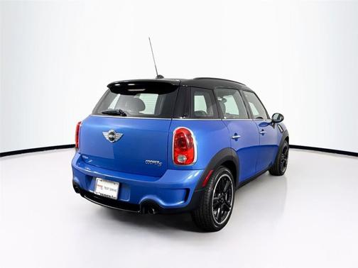2012 MINI Cooper S Countryman Base
