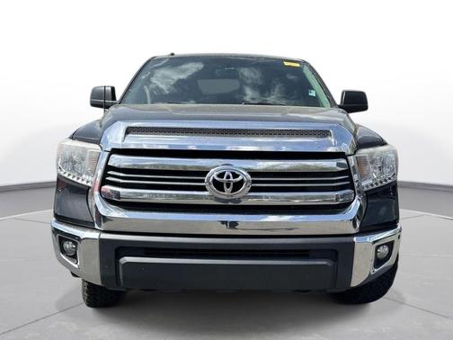 Black 2016 Toyota Tundra SR5