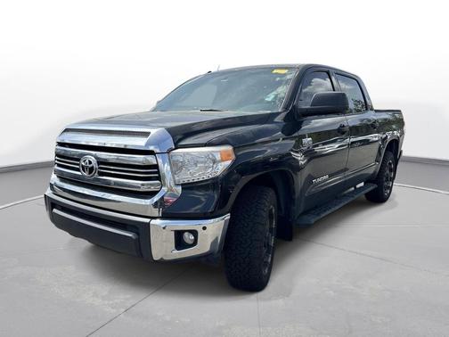 Black 2016 Toyota Tundra SR5