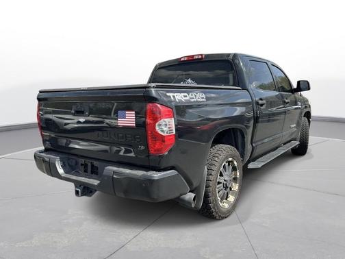 Black 2016 Toyota Tundra SR5