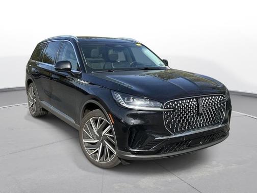 Infinite Black Metallic Clearcoat 2025 Lincoln Aviator Reserve AWD