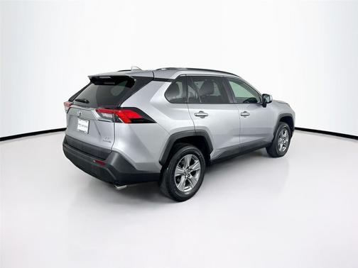 2023 Toyota RAV4 Hybrid LE