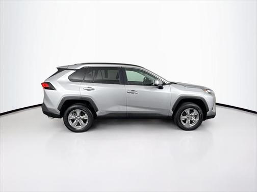2023 Toyota RAV4 Hybrid LE