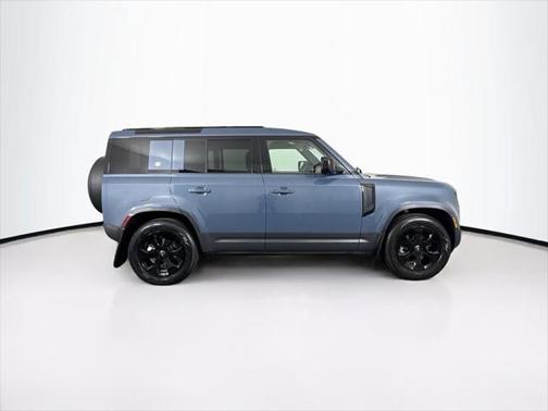 2024 Land Rover Defender 110 P300