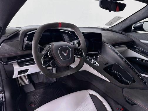 Carbon Flash Metallic 2023 Chevrolet Corvette Stingray w/3LT