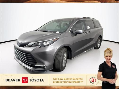 2024 Toyota Sienna XLE