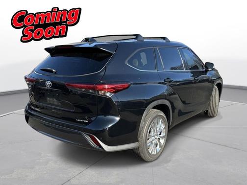 2022 Toyota Highlander Limited