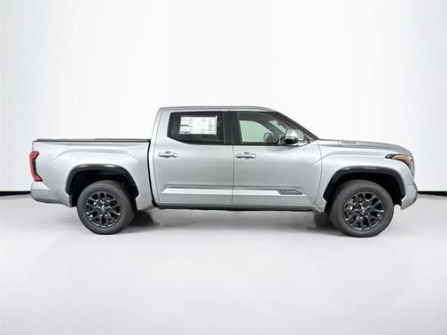 2026 Toyota Tundra Hybrid Platinum