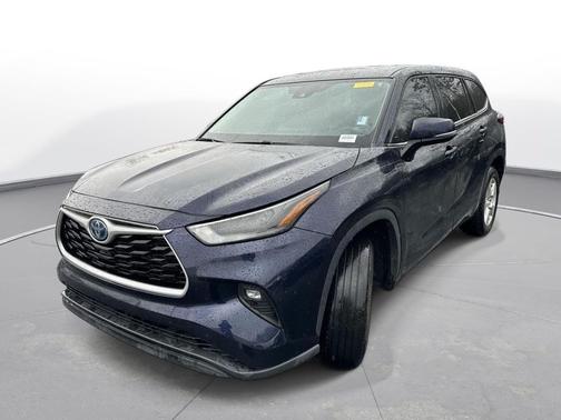 2022 Toyota Highlander Hybrid LE