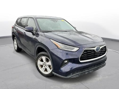 2022 Toyota Highlander Hybrid LE