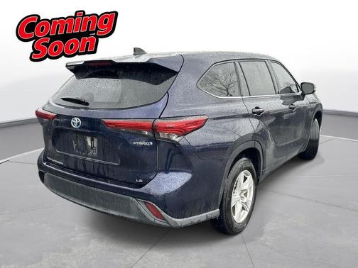 2022 Toyota Highlander Hybrid LE