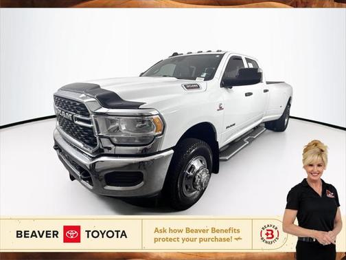 2022 RAM 3500 Tradesman Crew Cab 4x4 8' Box