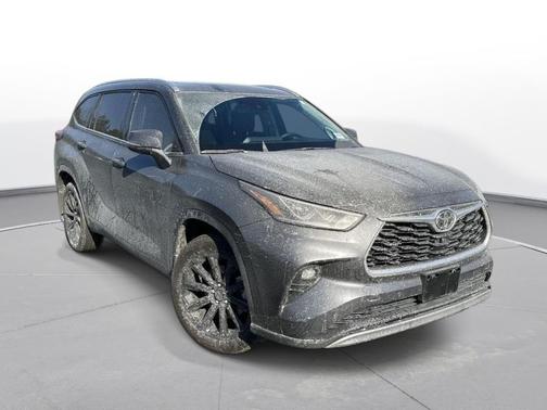 2025 Toyota Highlander Platinum