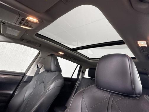2025 Toyota Highlander Platinum