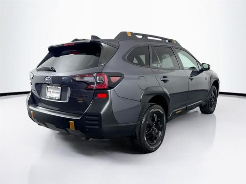 Magnetite Gray Metallic 2024 Subaru Outback Wilderness