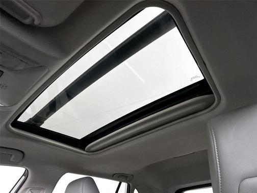 Wind Chill Pearl 2025 Toyota RAV4 XLE Premium