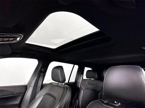 Silver Zynith 2024 Jeep Grand Cherokee Altitude