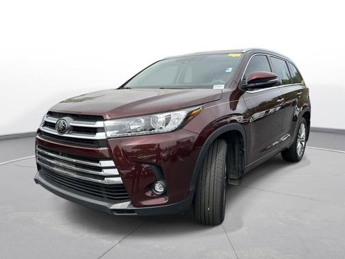 Ooh La La Rouge Mica 2019 Toyota Highlander Limited