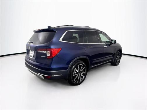 2020 Honda Pilot Touring 8-Passenger