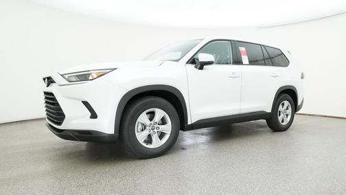 2025 Toyota Highlander LE
