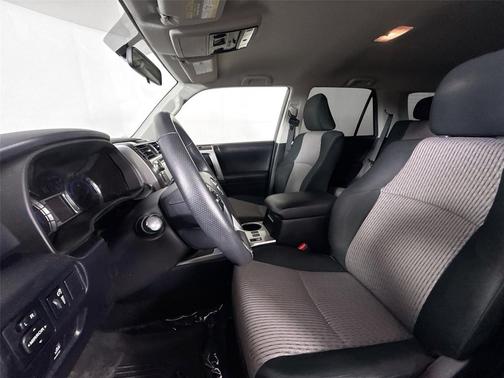 Magnetic Gray Metallic 2019 Toyota 4Runner SR5