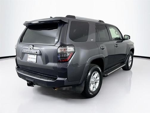 Magnetic Gray Metallic 2019 Toyota 4Runner SR5