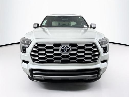 2023 Toyota Sequoia Capstone