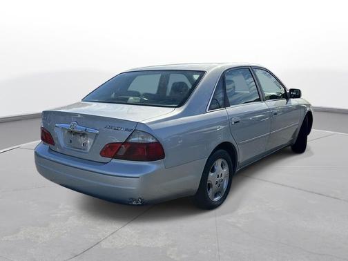 2004 Toyota Avalon XLS