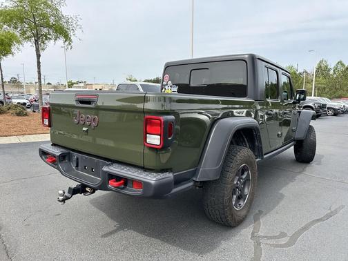 Sarge Green Clearcoat 2023 Jeep Gladiator Rubicon