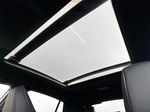 Wind Chill Pearl 2026 Toyota C-HR XSE