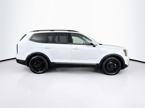 Glacial White Pearl 2023 Kia Telluride SX Prestige X-Line