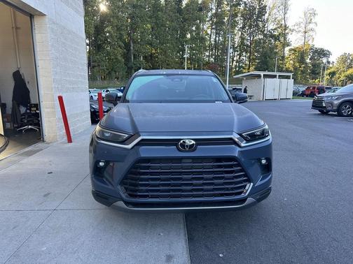 Storm Cloud 2026 Toyota Grand Highlander Limited