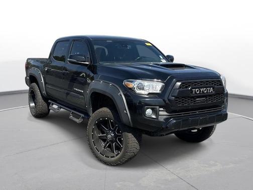 2018 Toyota Tacoma TRD Sport