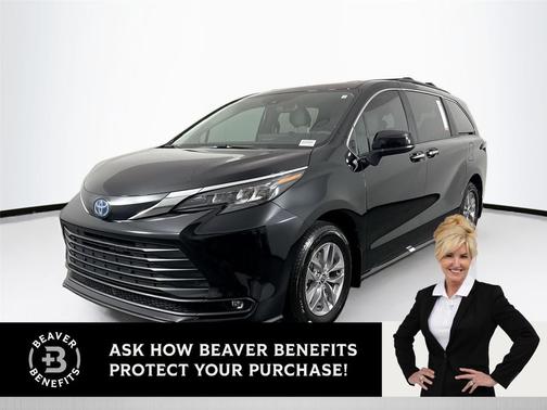 2025 Toyota Sienna XLE