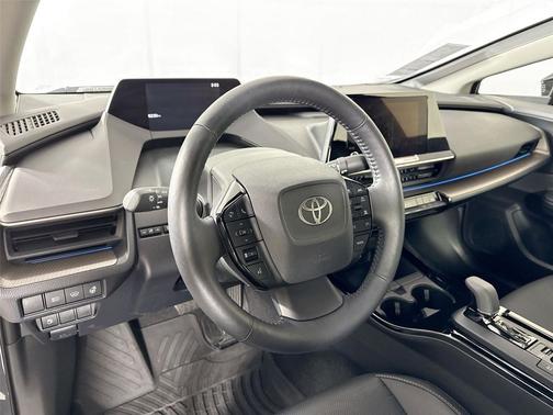 Guardian Gray 2025 Toyota Prius XLE