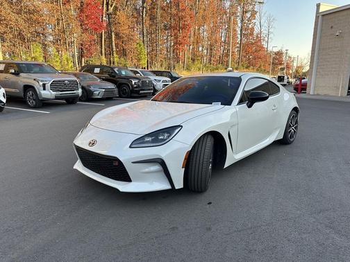 2025 Toyota GR86 Base