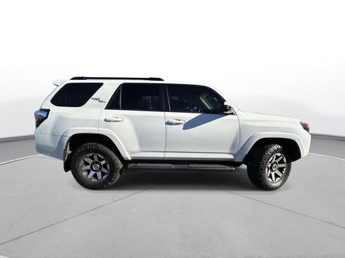 2022 Toyota 4Runner TRD Off Road