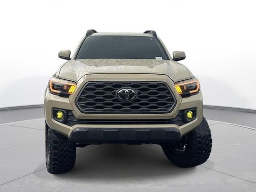 Quicksand 2019 Toyota Tacoma SR5