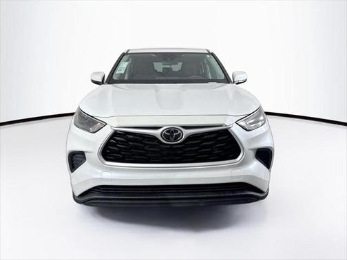 2022 Toyota Highlander L