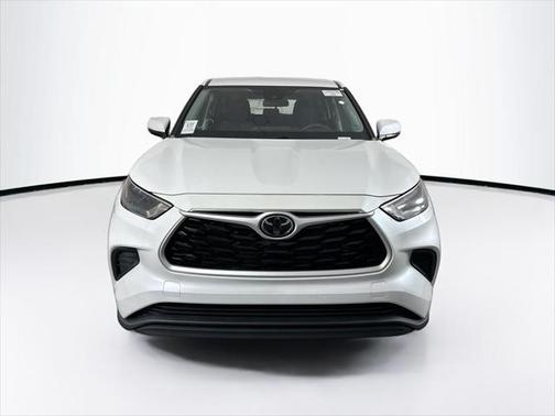 2022 Toyota Highlander L