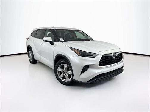 2022 Toyota Highlander L