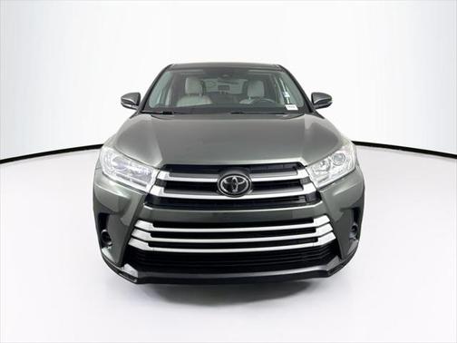 2018 Toyota Highlander LE I4