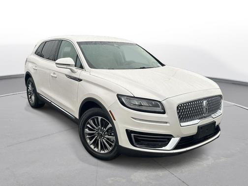 2019 Lincoln Nautilus Select