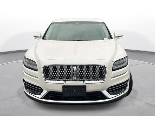2019 Lincoln Nautilus Select