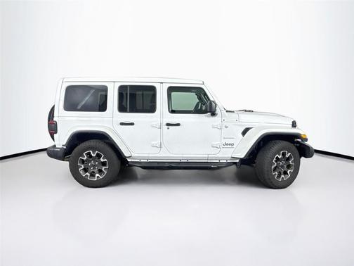 2024 Jeep Wrangler 4-Door Sahara 4x4